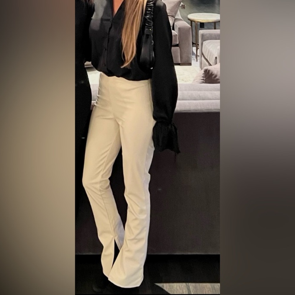 H&M Tiktok Viral Vegan Faux Leather Pull-on Flared Pants in Cream - Size 4 - Picture 4 of 16